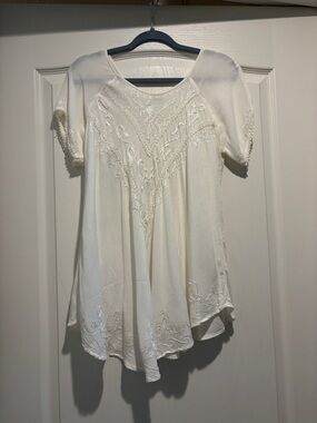 Cream Embroidered Short Sleeve Tunic Top